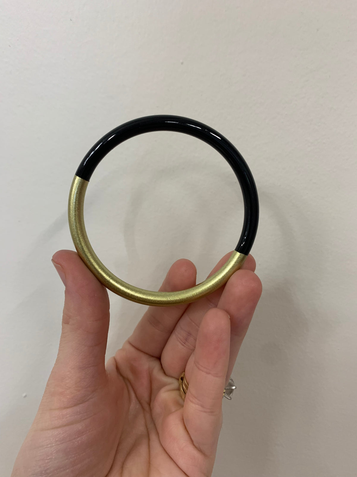 Accessory jane | black bangle