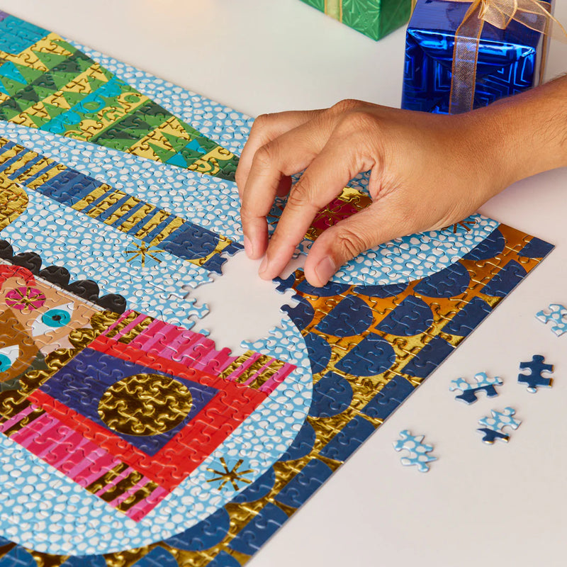 gold foil festive nutcracker 1000pc puzzle