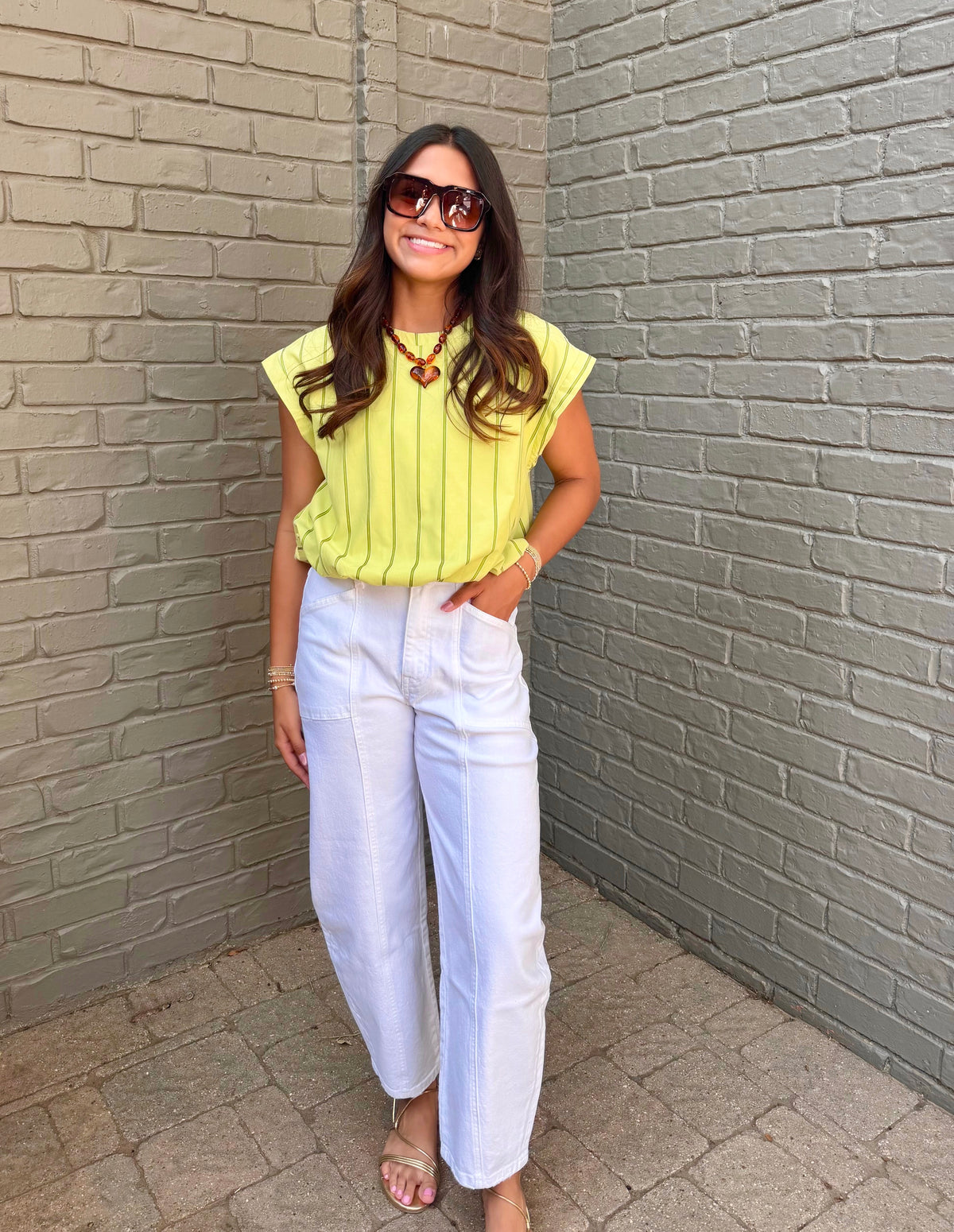 it girl white barrel denim