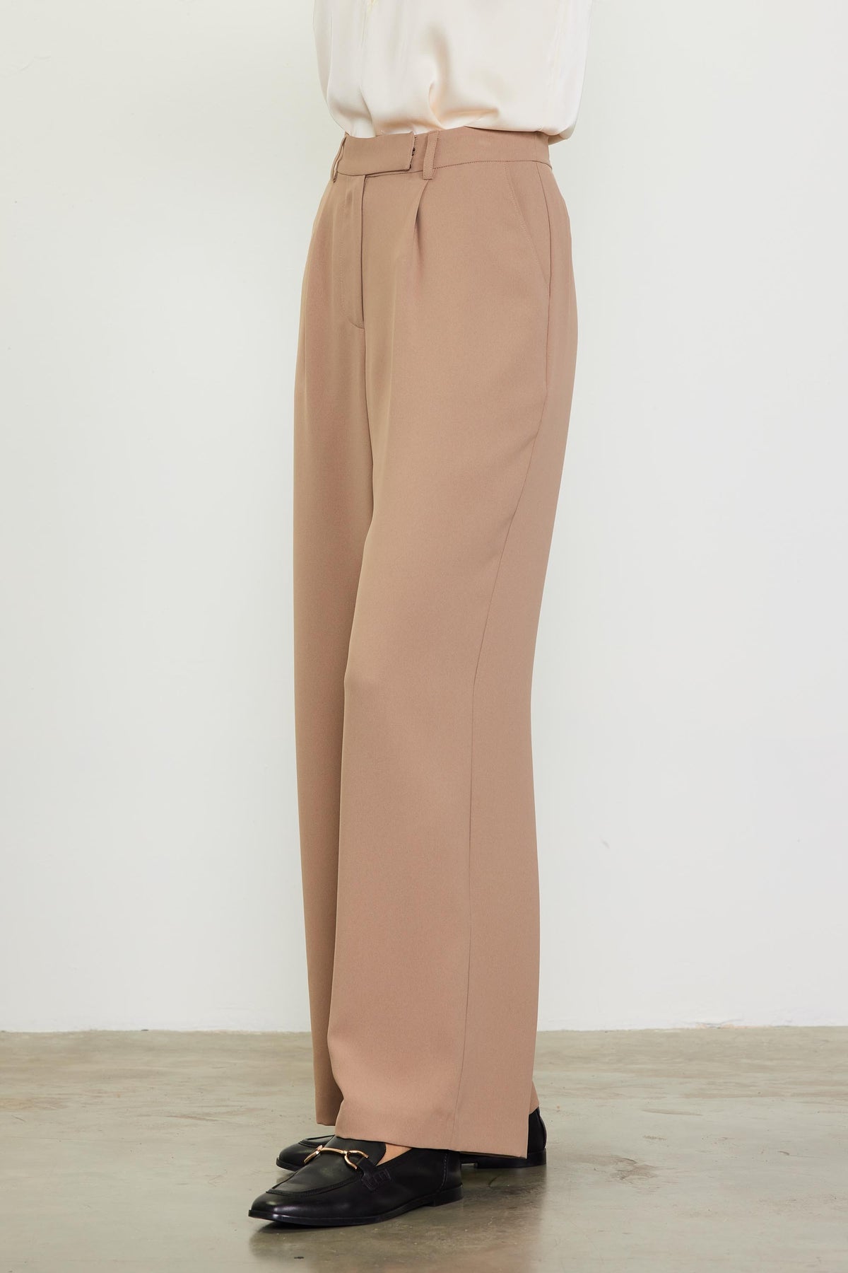 tan pintuck wide-leg trouser | FINAL SALE