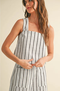 read between the lines boxy tank