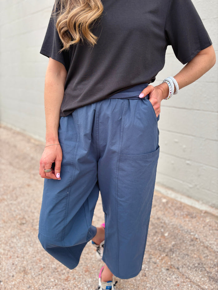 voyager wide-leg crop pant