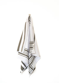 CRAE HOME | reversible hand towel