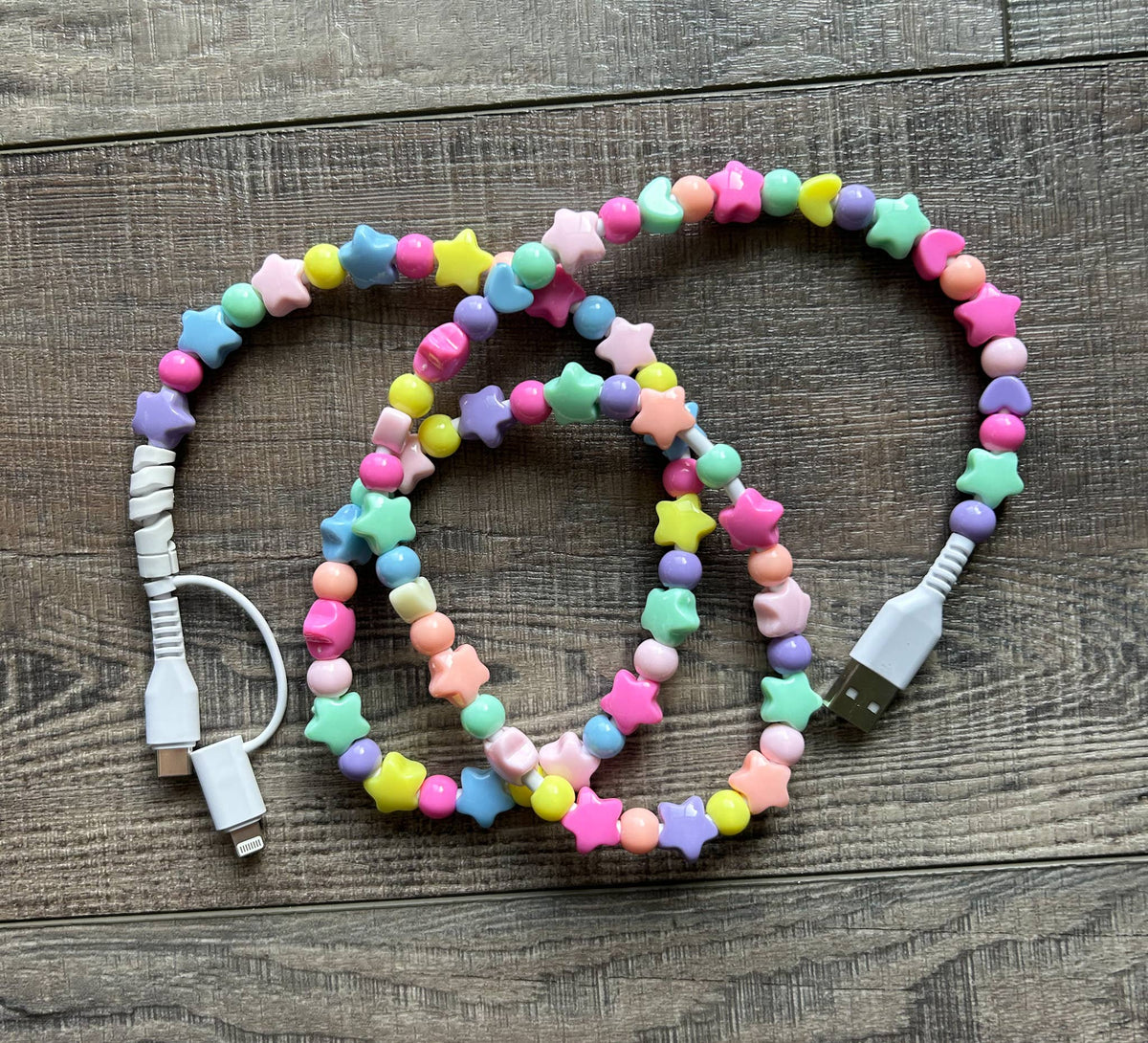 Stars Beaded Phone Charger with Lightning & USB-C Cable