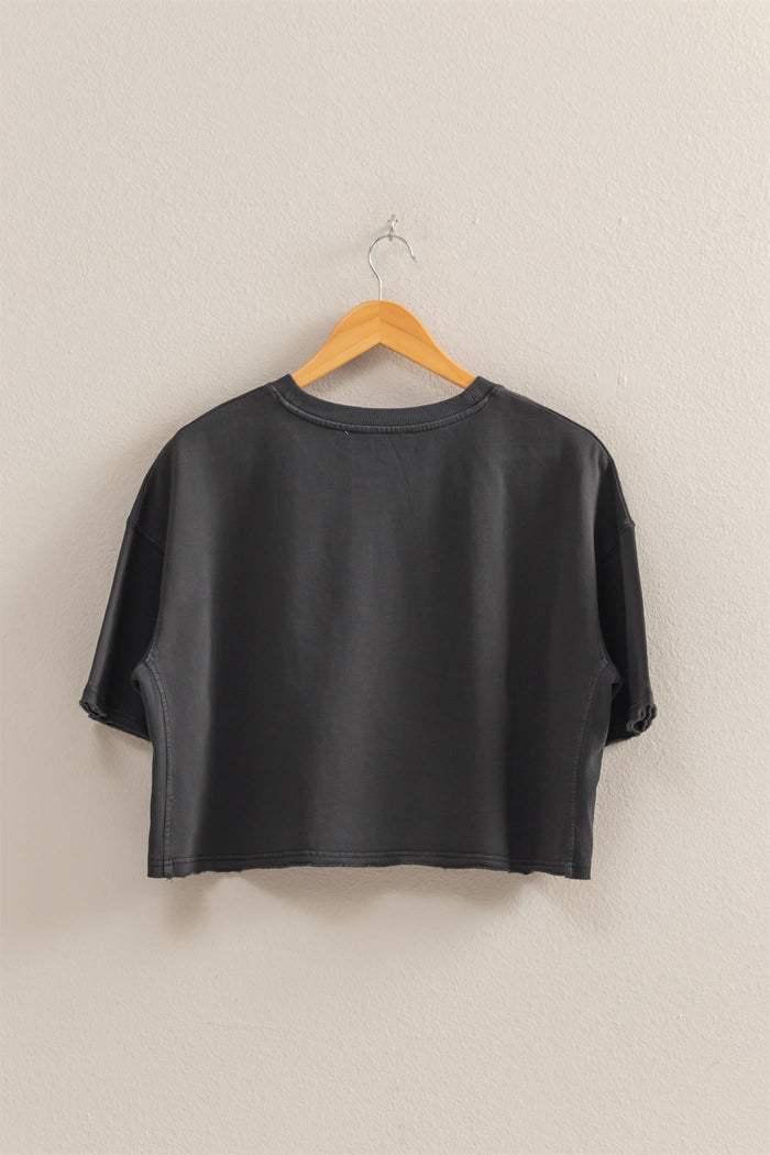 everyday essentials cropped tee