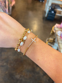 graceful glow gold bracelet set