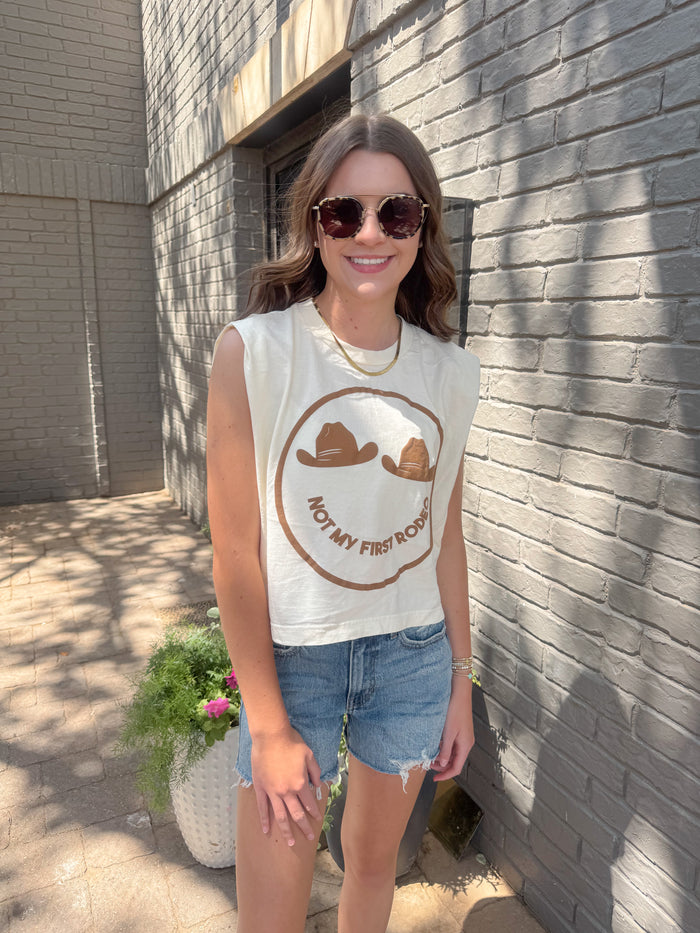 rodeo smiley puff print muscle tee