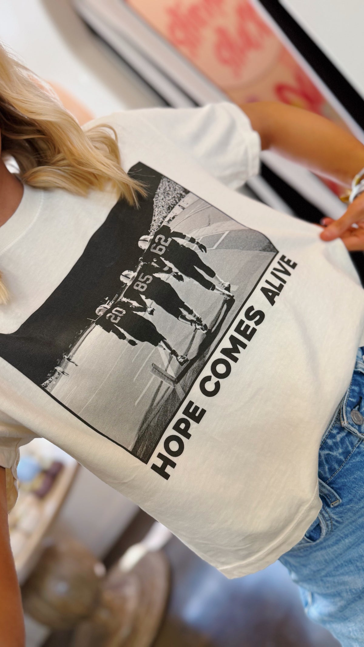 hope comes alive tee cropped tee