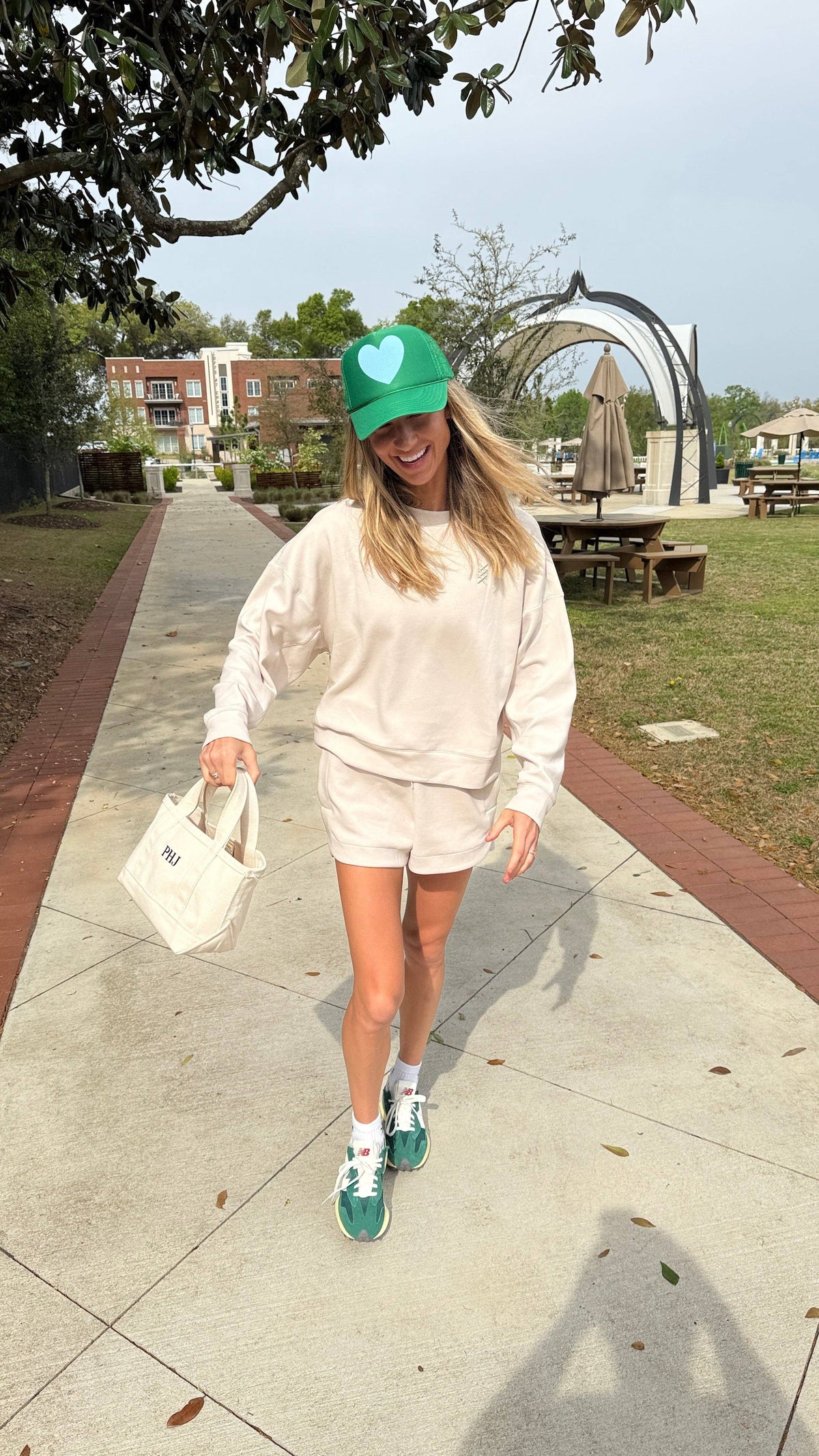 happy heart foam trcuker hat