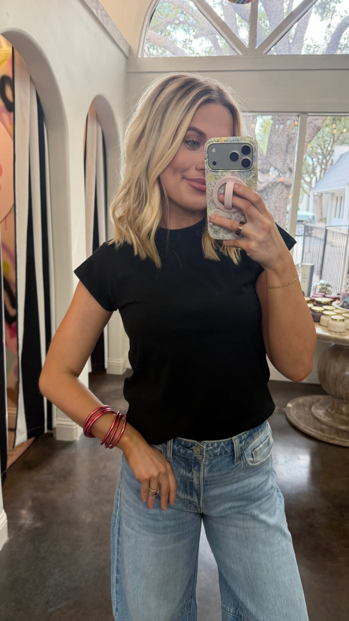 warm welcome cap sleeve cropped tee