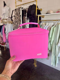 kusshi | neoprene train case