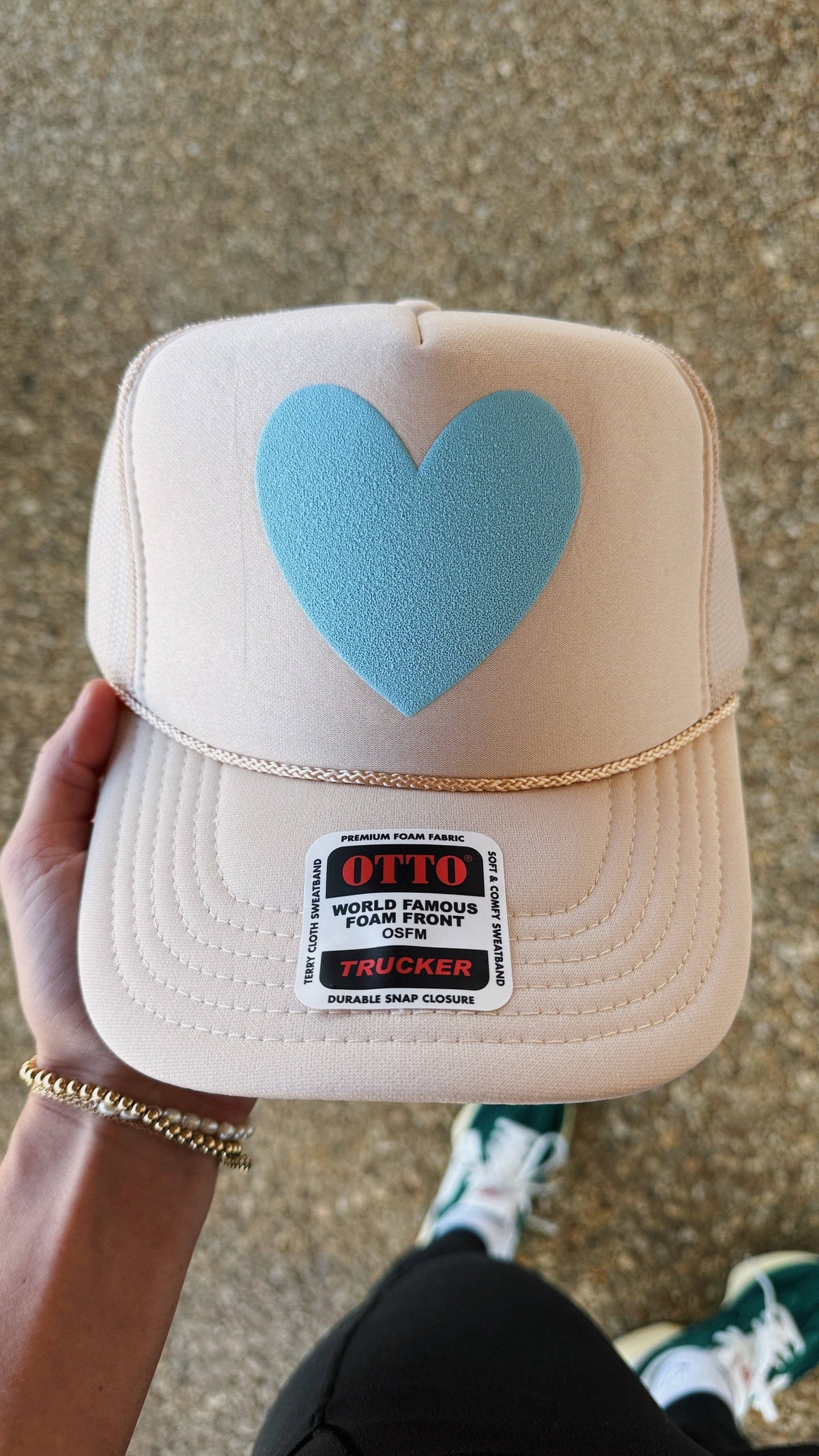 happy heart foam trcuker hat
