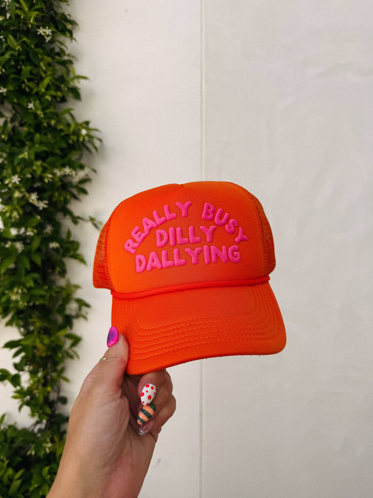 dilly dally trucker hat - orange / pink