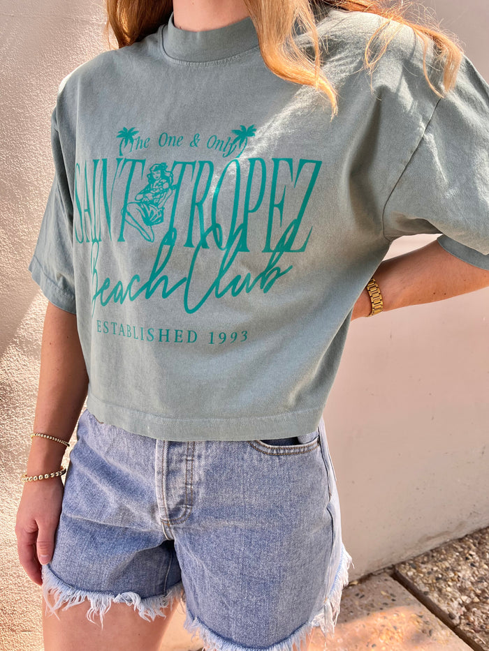 saint tropez beach club cropped tee