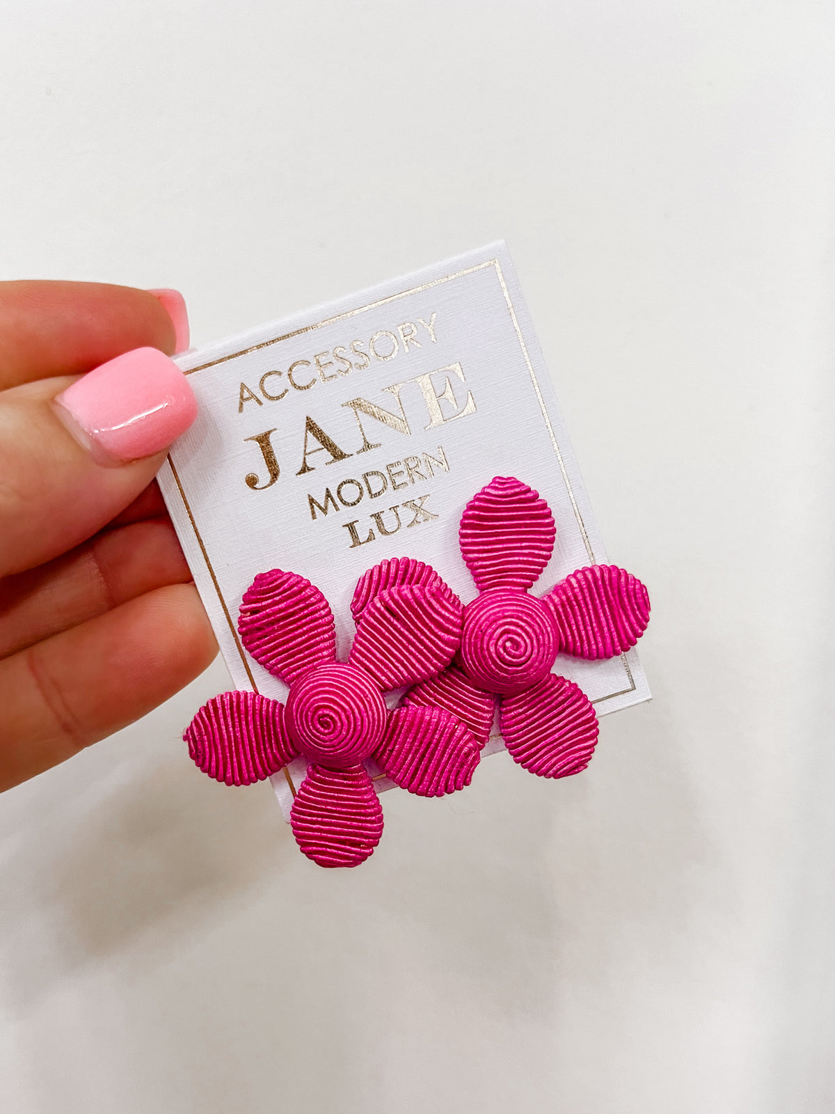 accessory jane || forget me not hot pink studs