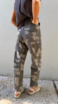 making camo chic cargo pant