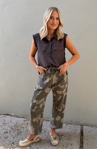 espresso obsessed collared short sleeve