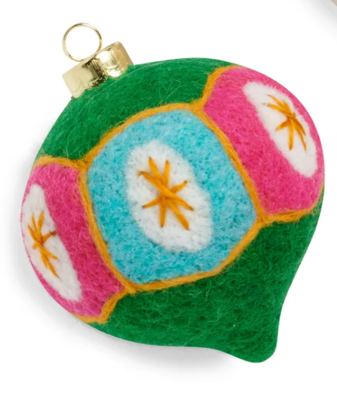 felt christmas ornament balls