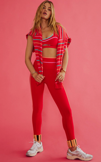 devyn sweatshirt - strawberry smoothie | BEACHRIOT