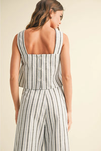 read between the lines boxy tank
