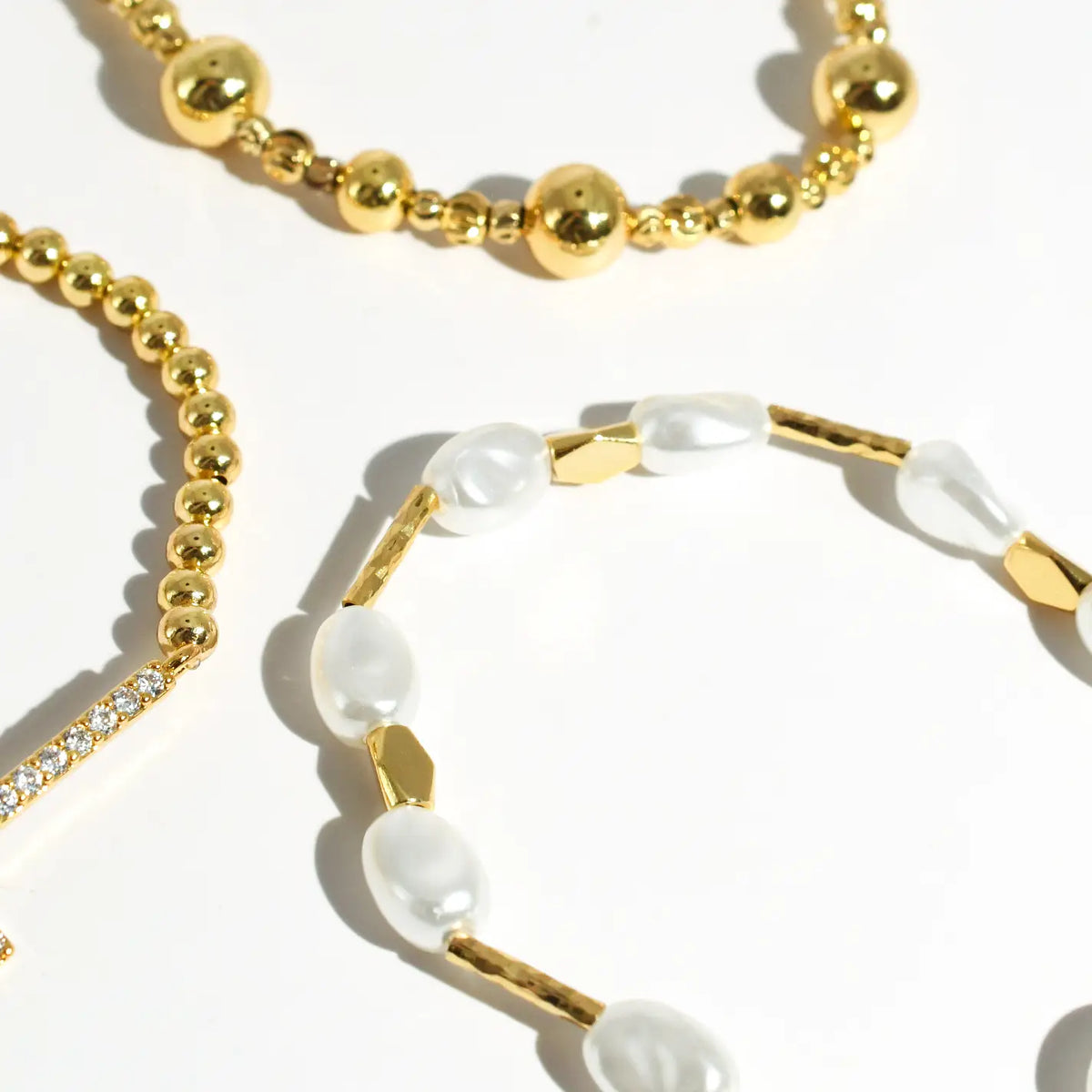 graceful glow gold bracelet set