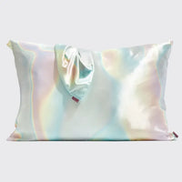 holiday satin pillowcase and scrunchie set