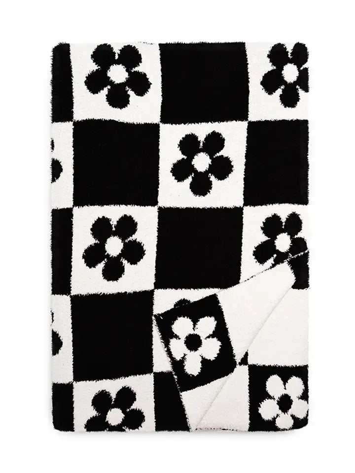 Daisy checkered blanket