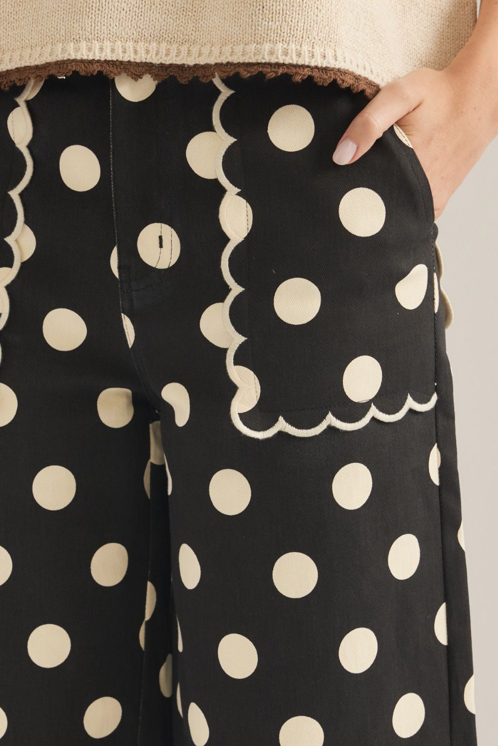 low key scallop trim polka dot pants