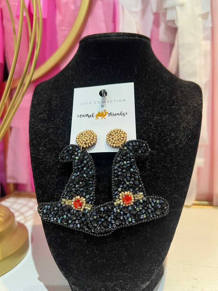 witches hat beaded earrings