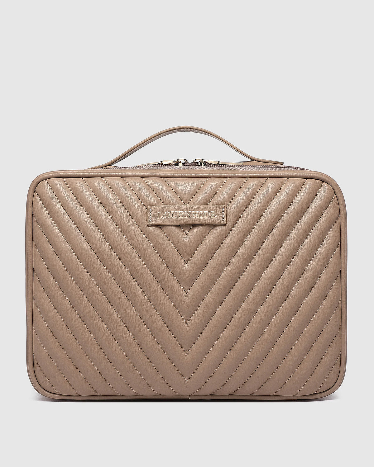 maggie quilted hanging toiletry case