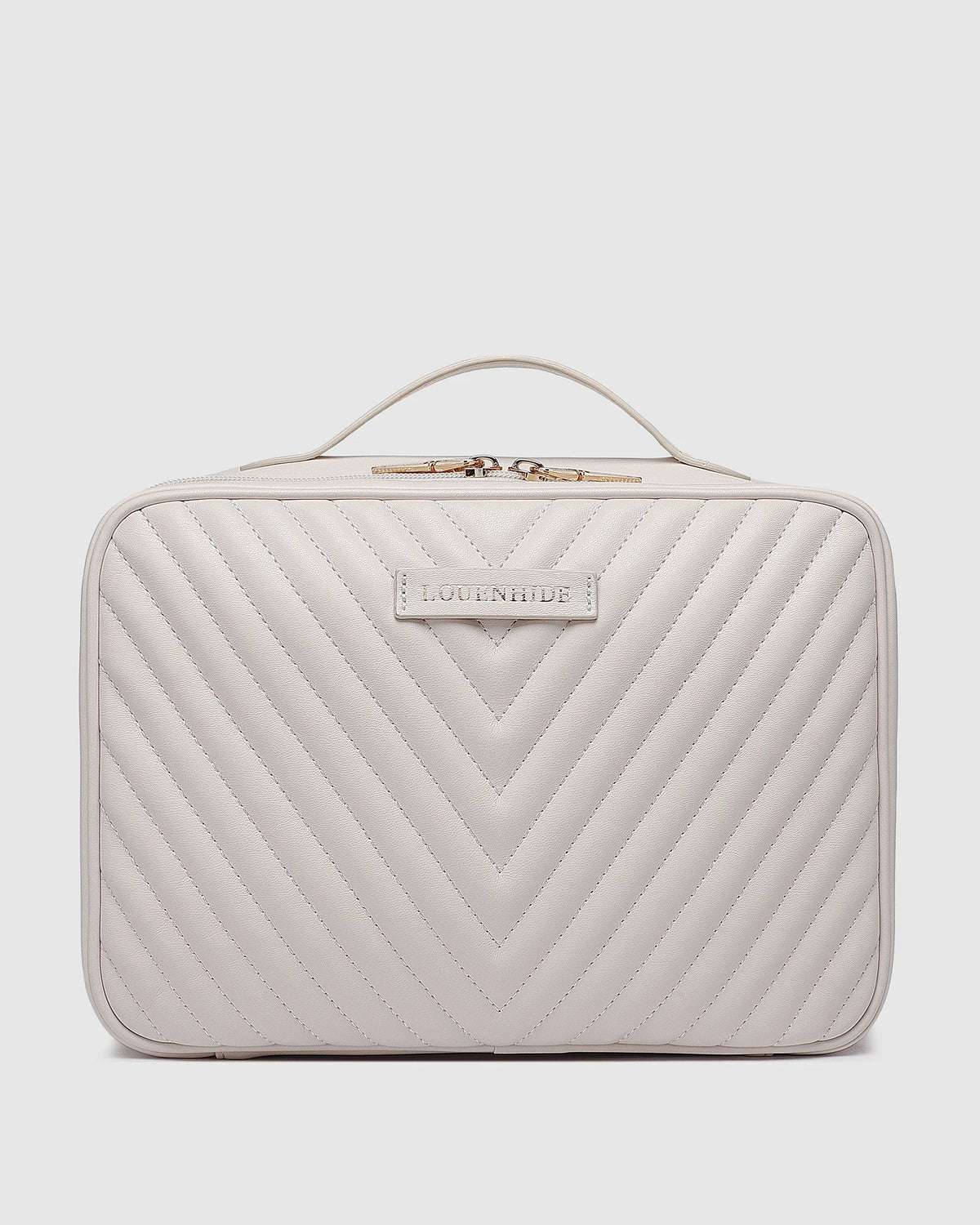 maggie quilted hanging toiletry case