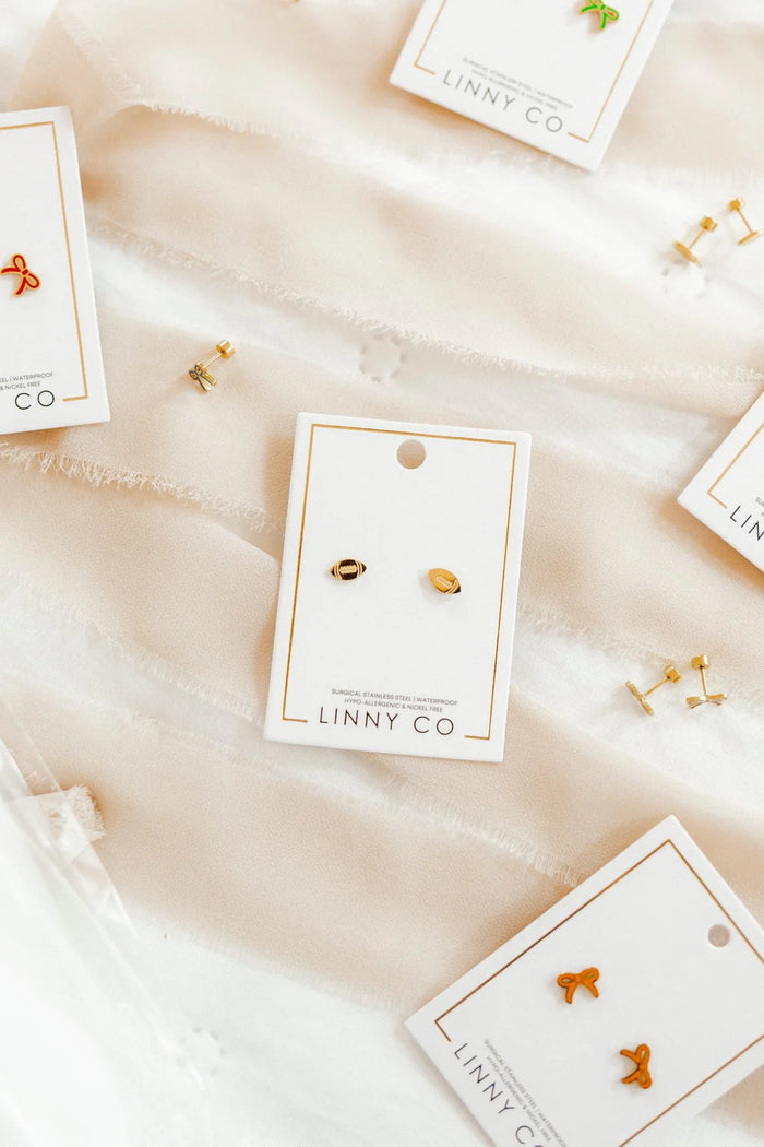 screwback stud earrings