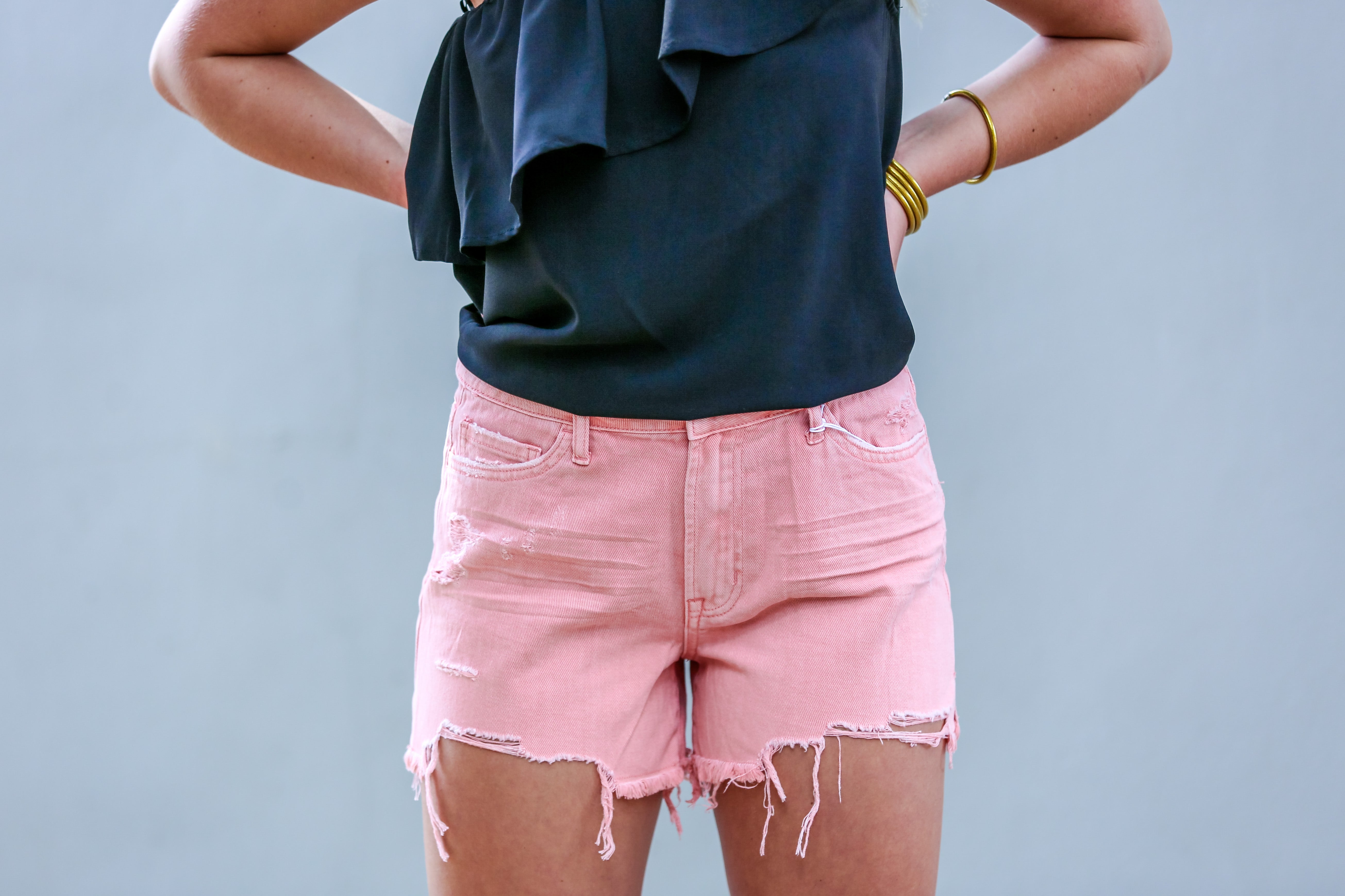 casual weekend outfit pink sweater jean shorts stan smith sneakers — bows &  sequins